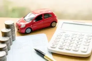 قیمت خودرو روند نزولی دارد