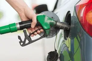 بنزین خانواده های تک خودرویی ارزان شد؟