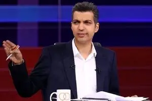 فوتبال‌مالی کردن سیاست، اقتصاد و فرهنگ!