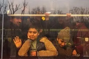 ضعفِ تلویزیون در توجه به نوجوانان