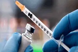 اینفوگرافیک: چه کسانی نباید واکسن کرونا را آزمایش کنند؟