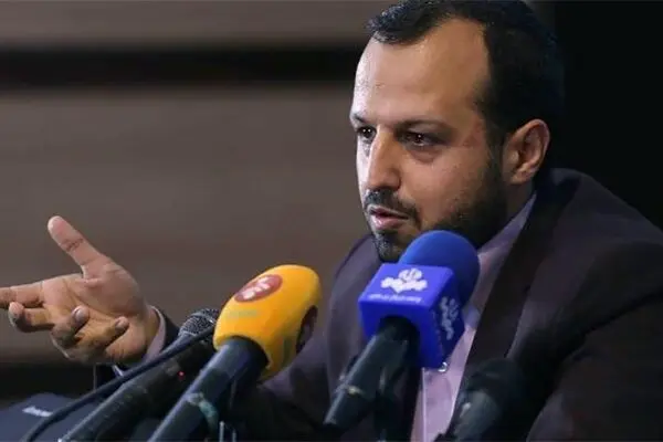 خاندوزی: با بودجه ۱۴۰۰، ۵۰ سال به عقب برمی‌گردیم