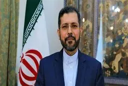 خطیب‌زاده: آمریکا در حال غرق شدن است