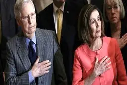 حمله معترضان به منازل پلوسی و مک کانل