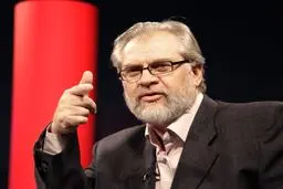 چرا باید جای آمادگی نظامی، به دنبال گماشته باشیم؟