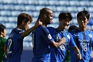 اولسان هیوندای کُره حریف پرسپولیس در فینال