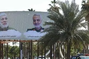 تندیس شهید سلیمانی و المهندس در فرودگاه بغداد آمریکا را نگران کرد