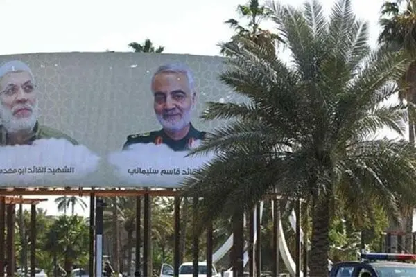 تندیس شهید سلیمانی و المهندس در فرودگاه بغداد آمریکا را نگران کرد