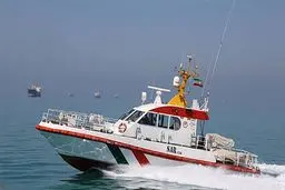 غرق شدن یک شناور ایرانی با ۷ خدمه و ۱۵ بیل مکانیکی