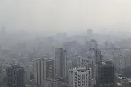 هوای تهران همچنان آلوده است
