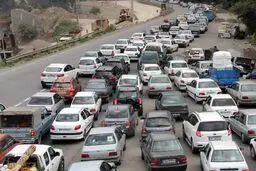 وضعیت ترافیک محورهای شمال | ترافیک سنگین در هراز و باران در مازندران