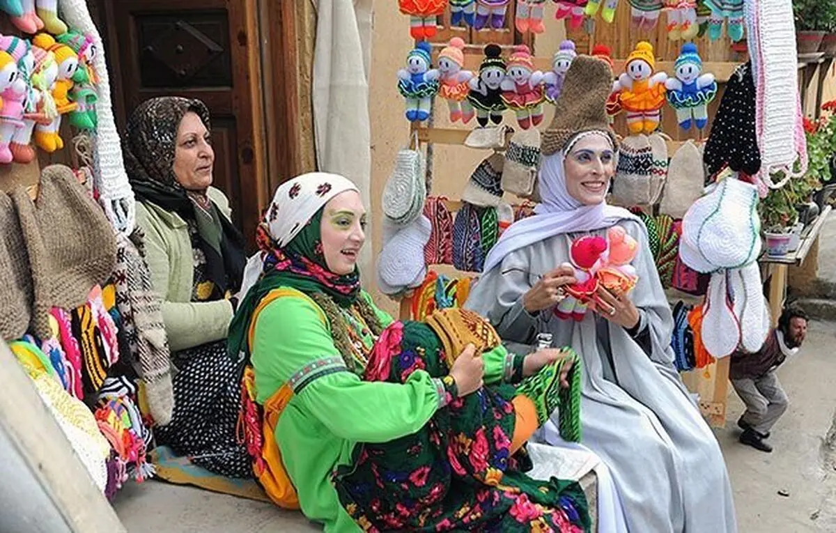  برای طراحی گریم "آب پریا" سختی زیادی کشیدم