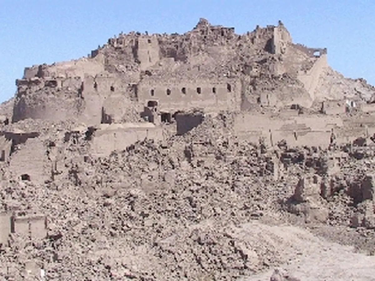 "ارگ بم" پس از زلزله به حال خود‌‌ رها شده و در آستانه نابودی است