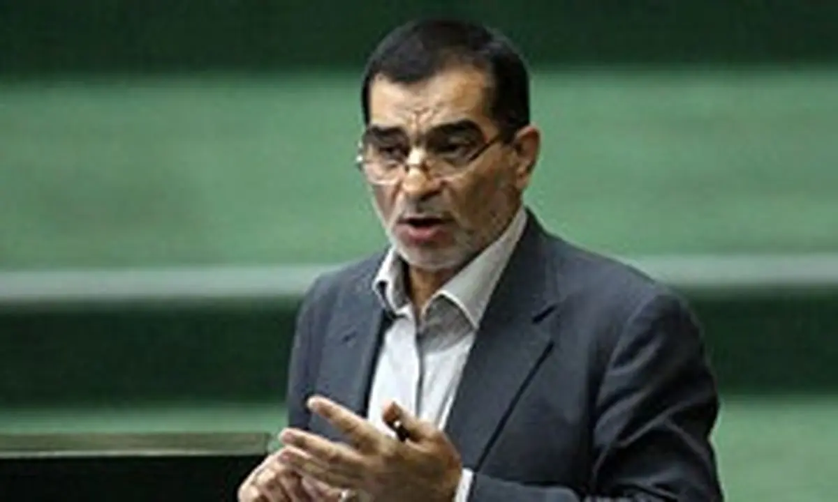 با توجه به فضای باز سیاسی در ایران چنانچه فردی در پوشش خبرنگار یا هر پوشش دیگری بخواهد اقداماتی خلاف منافع نظام مقدس جمهوری اسلامی ایران انجام داده و اطلاعاتی به مجموعه­های جاسوسی بدهد حق مسلم و طبیعی ماست که آنها را شناسایی  و متوقف کنیم