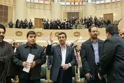 حضور رئیس جمهور در نخستین اجلاس 