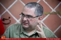 اشک‌های آوینی به خاطر آزارهای 