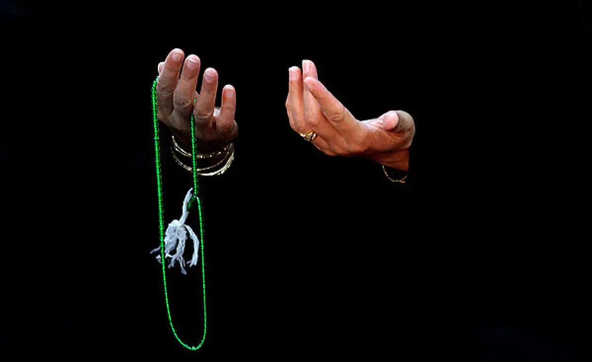 مراسم دعای عرفه با نوای محمود کریمی در چیذر