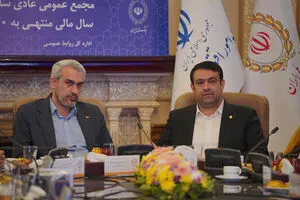 وزیر اقتصاد: بانک ملی ایران، با سابقه ترین‌ و پیشروترین بانک دولتی کشور است