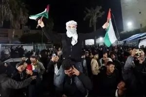 توافق تاریخی برای پایان جنگ غزه | حماس و اسرائیل مرحله نخست طرح صلح را امضا کردند