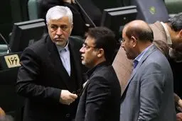 از پناهندگی فوتبالیست ها تا دیپلماسی ورزش در سوال از سجادی