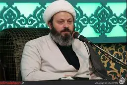 بدون تعارف با روحانی خوش صدا!