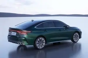 مقایسه نهایی آریزو 8 با لوکانو در اتویار 