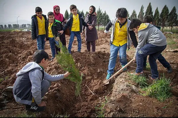امروز هر چه بکاریم، فردا همان را درو خواهیم کرد