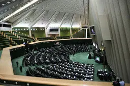 مجوز مجلس به دولت برای پرداخت بدهی صندوق‌های بازنشستگی