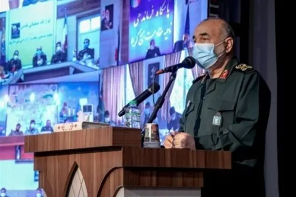 سلامی: نگاه ملت ایران فقط به ولایت فقیه است 