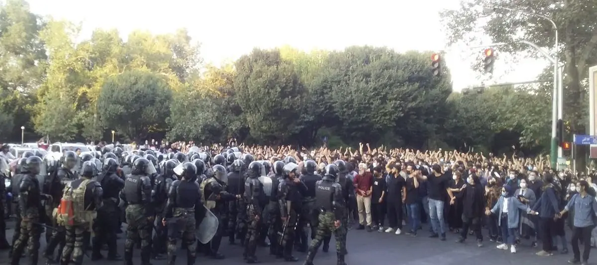 گزارش خبرنگار نسیم‌آنلاین از تجمع در بلوار کشاورز تهران