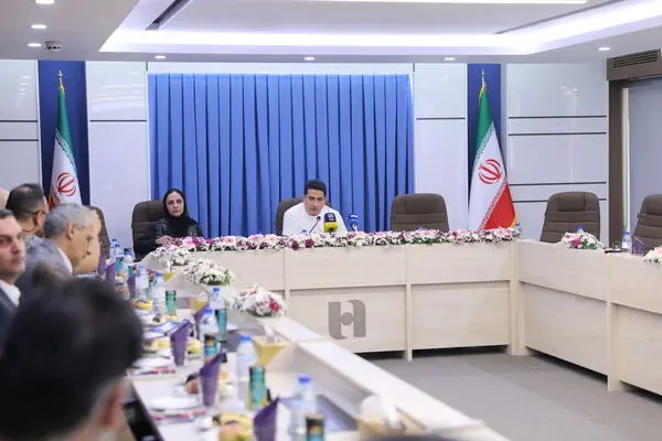 برگزاری بزرگترین کنسرت مردمی تاریخ موسیقی ایران با حضور همایون شجریان در میدان آزادی