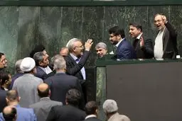 در جلسه رای اعتماد به بذرپاش چه گذشت؟