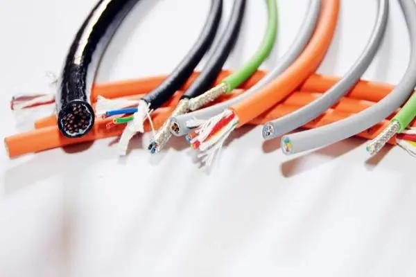 انتخاب هوشمندانه برای خرید سیم و کابل افشان: نکات کلیدی برای خرید بهینه