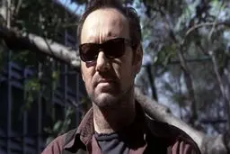 پخش فیلم سینمایی «کی‌پکس» از شبکه نمایش