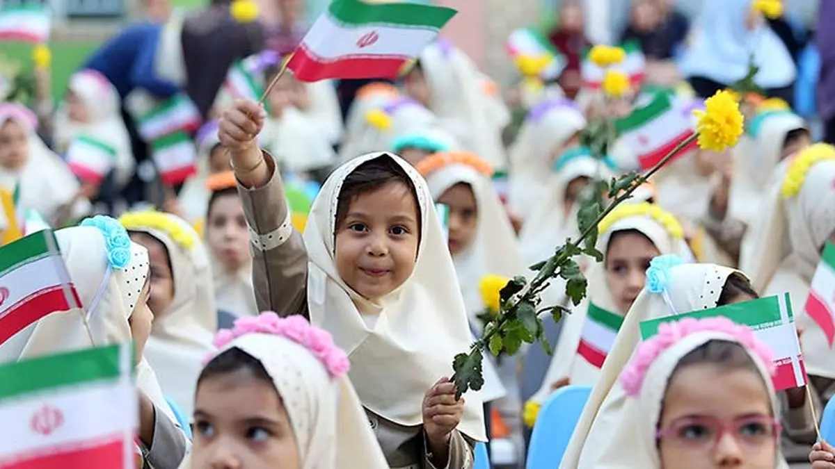 آغاز سال تحصیلی جدید با حضور ۱۵.۵ میلیون دانش‌آموز در ۱۲۳ هزار مدرسه کشور