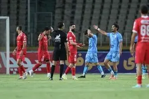 خلاصه بازی پرسپولیس و چادرملو؛ حذف سرخ‌ها از پلی‌آف لیگ قهرمانان آسیا