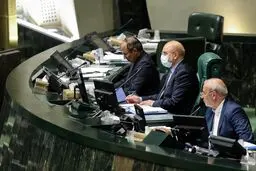 مخالفت مجلس با پلکانی شدن افزایش حقوق
