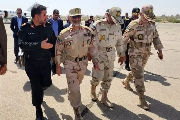  دو فرمانده ارشد نظامی به سیستان رفتند
