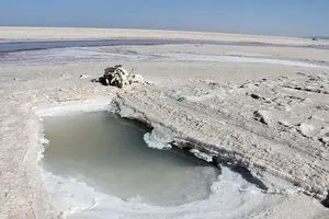 باران نیامد، ستاد احیای دریاچه ارومیه خشکید