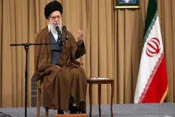 رهبر انقلاب: تا حمایت از صهیونیسم ادامه دارد، همکاری معنا ندارد