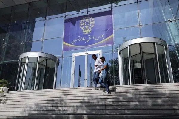 شروع معاملات بورس تهران امروز چهارشنبه 29 مرداد | شاخص کل افت کرد