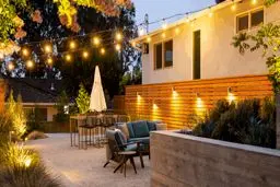 آموزش نورپردازی خارجی ایمن (معابر، پله‌ها و پارکینگ‌ها با رویکرد کاهش خیرگی)