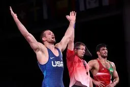 حسن یزدانی باز هم در نبرد با تیلور نقره‌ای شد