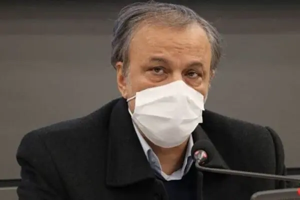 وزیر صمت: نصف خودروهای فروشی احتکار می‌شود
