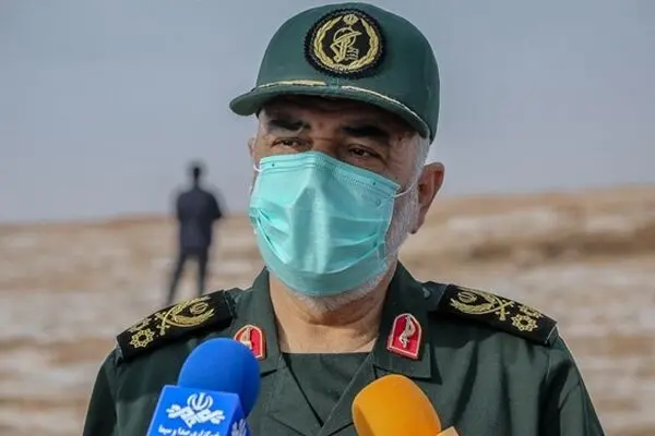 فرمانده سپاه: نیروی زمینی سپاه نشان داد سرزنده، بالنده و رو به جلو به پیش می‌رود