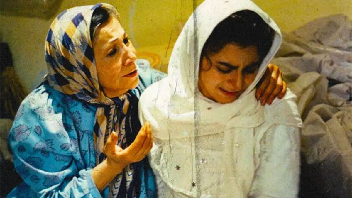 پخش فیلم سینمایی «صنوبرهای سوزان» از شبکه نمایش