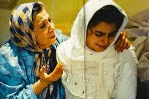 پخش فیلم سینمایی «صنوبرهای سوزان» از شبکه نمایش