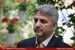 مدیر شبکه یک به پشت صحنه سریال 