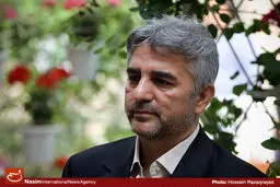 مدیر شبکه یک به پشت صحنه سریال 