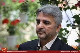 مدیر شبکه یک به پشت صحنه سریال 